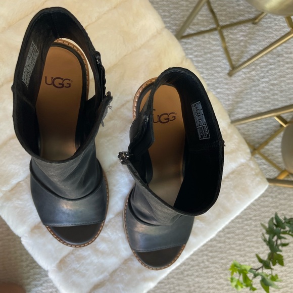 UGG Valencia Peep Toe Heels, 7 - Picture 11 of 12